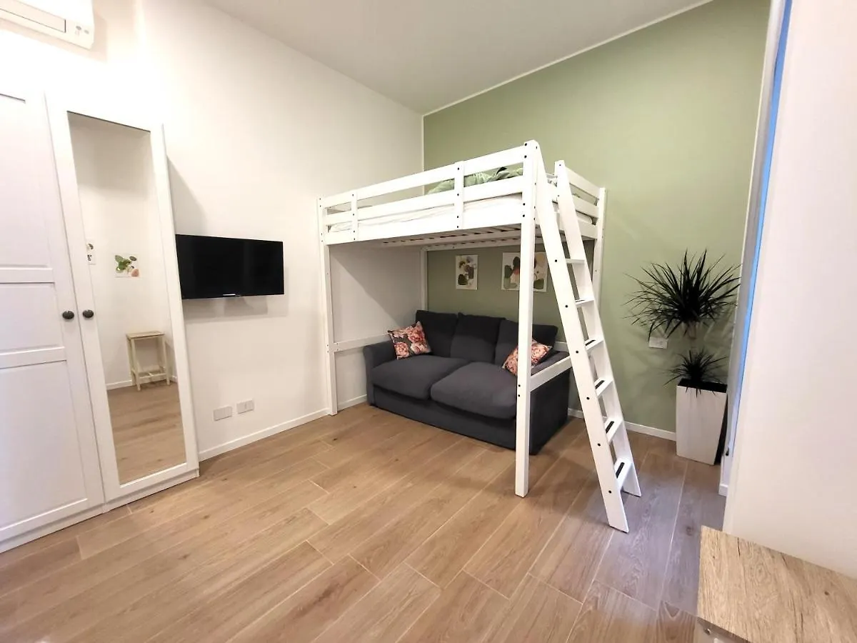 Apartment - Nella Corte Dei Navigli Milano Italien